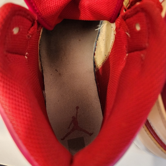 Jordan 1s Mid Curry men size 10 - Picture 6 of 7